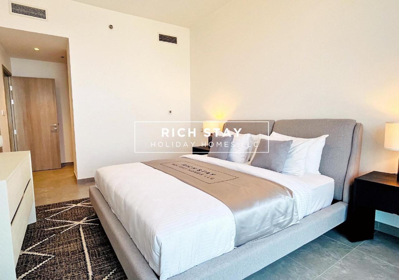 Luxurious 2br In Stella Maris, Ain & Marina View Apartment Dubai