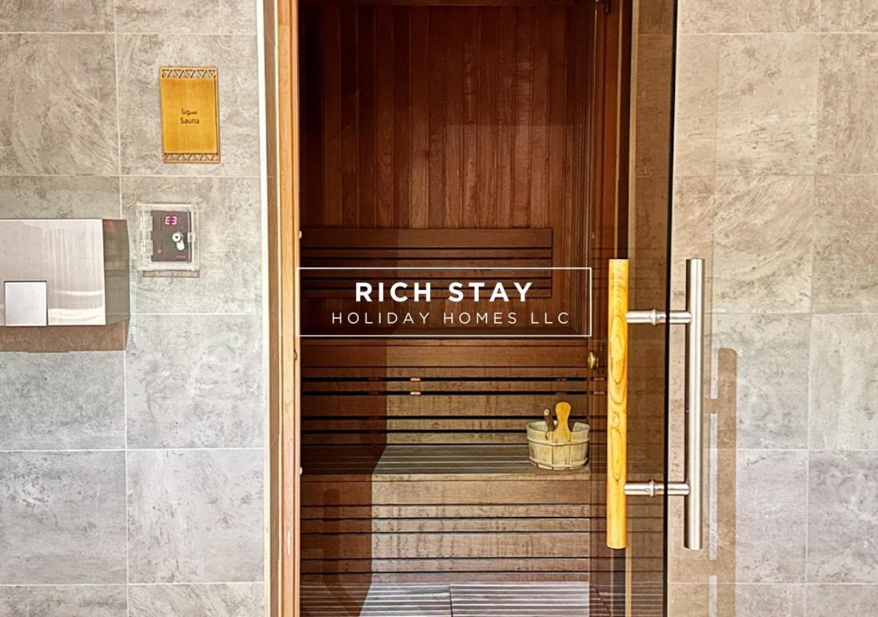 Apartment Luxurious 2br In Stella Maris, Ain & Marina View Dubai