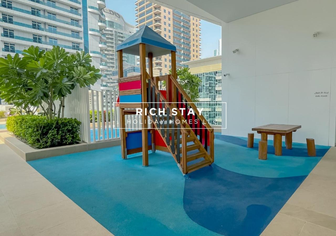 Apartment Luxurious 2br In Stella Maris, Ain & Marina View Dubai